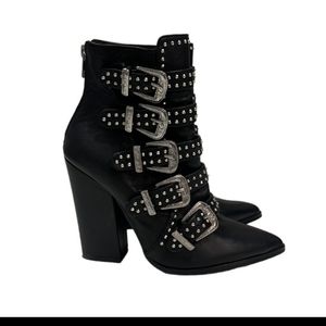 Steve Madden Comet booties